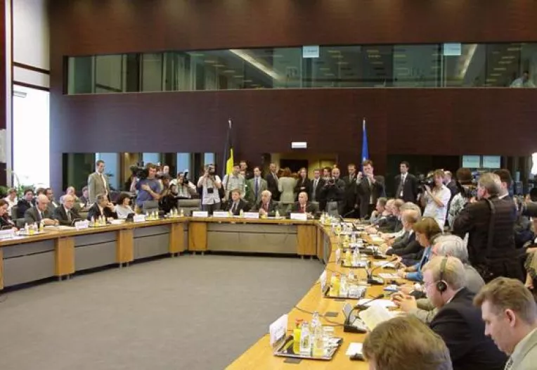 CE, sfatuita sa verifice aplicarea proiectelor ISPA care au intarzieri