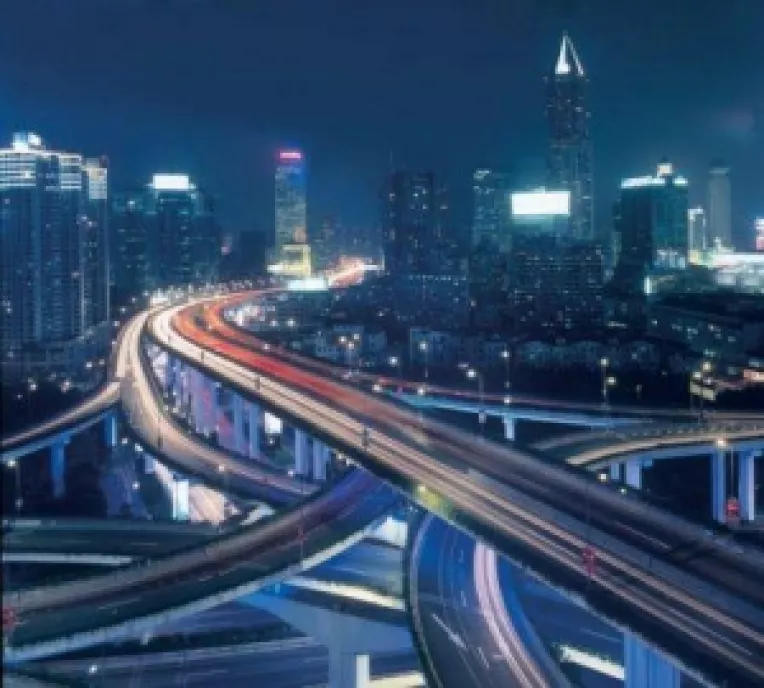 Emil Boc ar vrea ca autostrazile Comarnic-Brasov si Sibiu-Pitesti  sa fie construite de chinezi