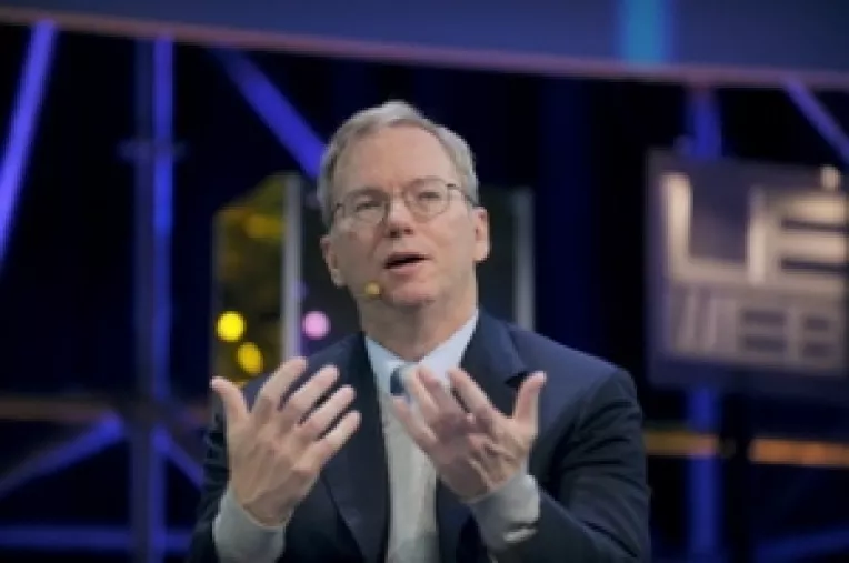 Eric Schmidt, presedintele executiv al Google: Vom scoate o tableta care sa concureze brutal Apple