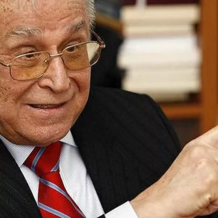 Ion Iliescu: Guvernul va gresi daca nu va lua in seama starea de nemultumire si dramele cetatenilor