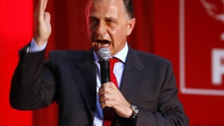 Mircea Geoana este sprijinit de aradeni sa devina presedintele Romaniei