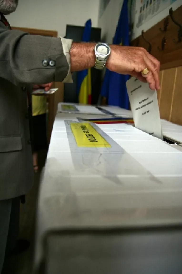 Prezenta la vot la ora 14.00 a fost de 23,23%