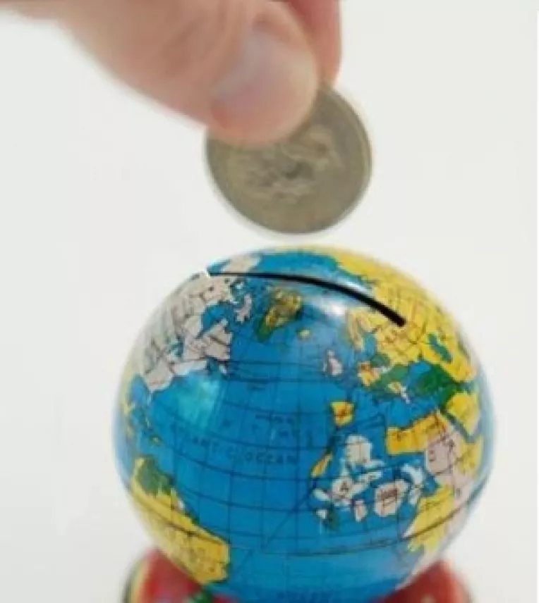 Regimul Boc-Basescu: Lipsa investitiilor si cresterea accizelor