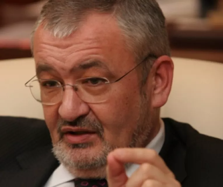 Sebastian Vladescu, ministrul Finantelor: "Marirea bazei de impozitare este o necesitate"