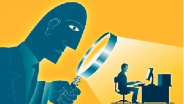 Serviciile secrete americane fac spionaj prin Facebook si Google