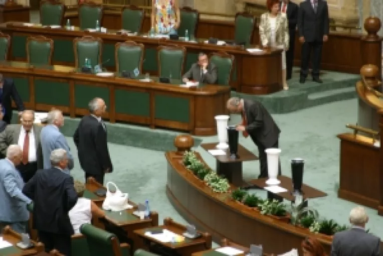 Sesiunea de toamna a Senatului incepe la 1 septembrie