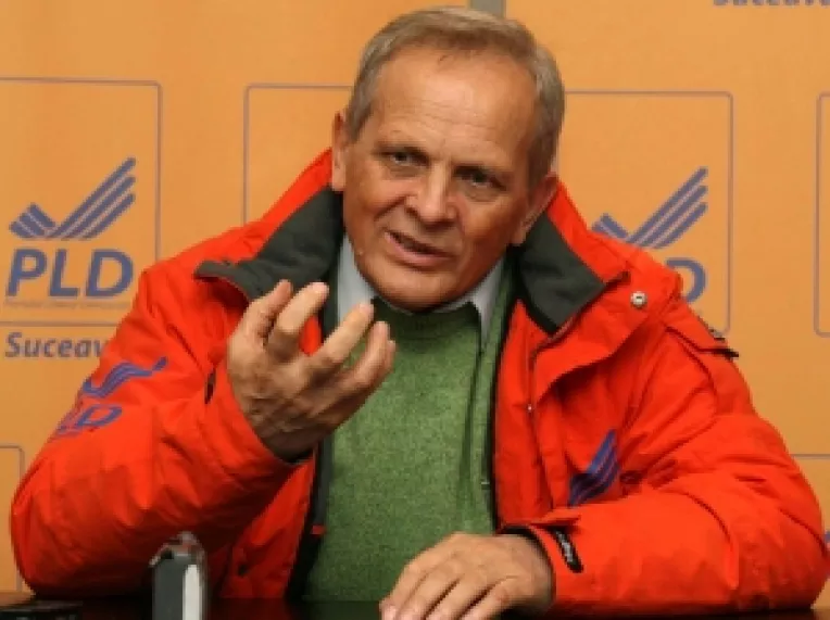 Stolojan nu este inca printre candidatii PD-L la parlamentare