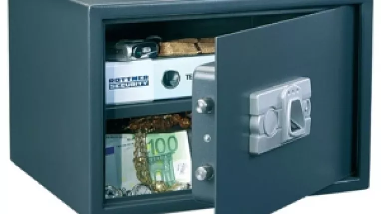 Studiu IASCI: Emigrantii romani au 40 de miliarde de euro depusi in banci straine