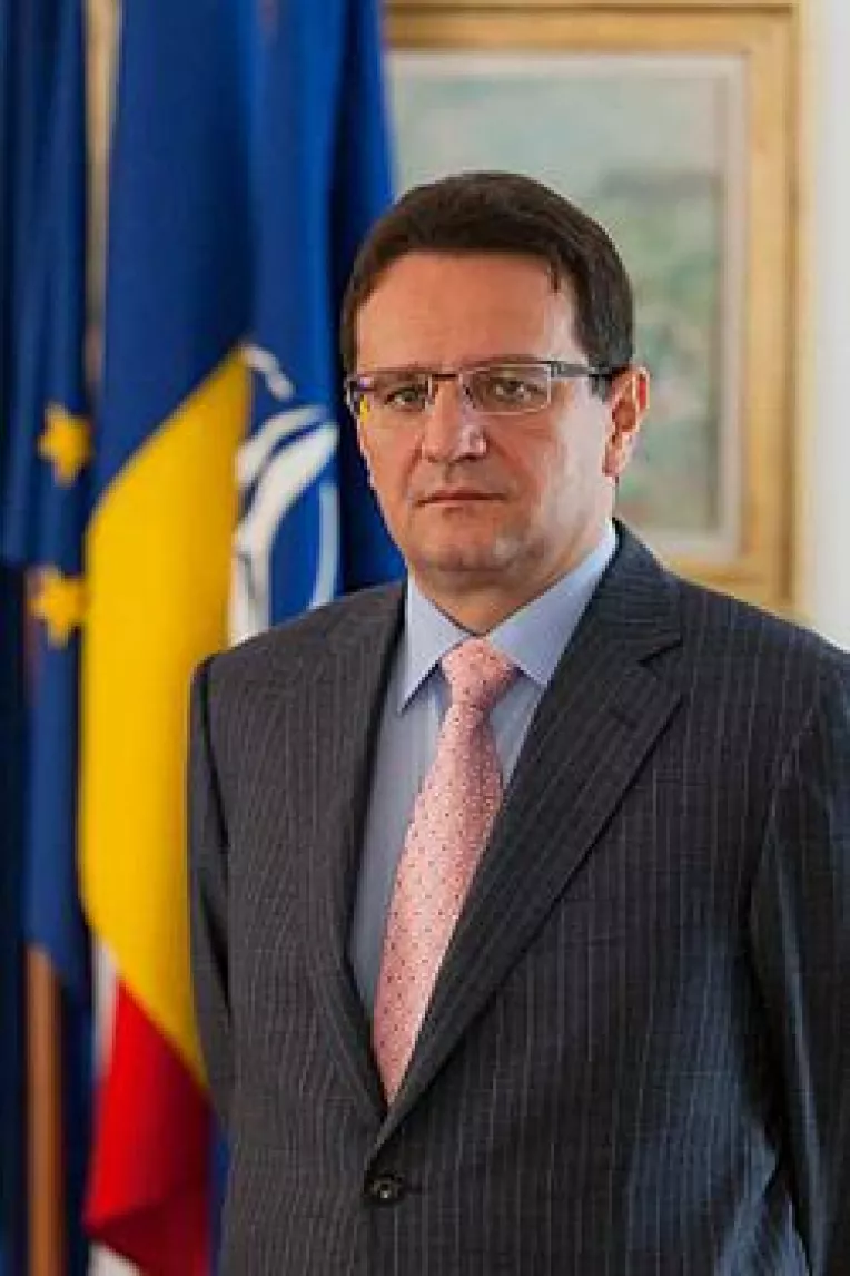 Universitatea de Vest ii va decerna titlul de Doctor Honoris Causa lui George Maior